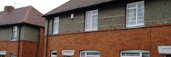 Example of horizontal cracking on render