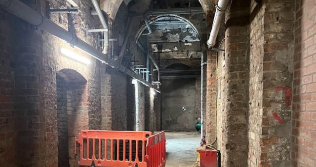 Peter Cox has vast experience in carrying out structural waterproofing in historic properties across the UK