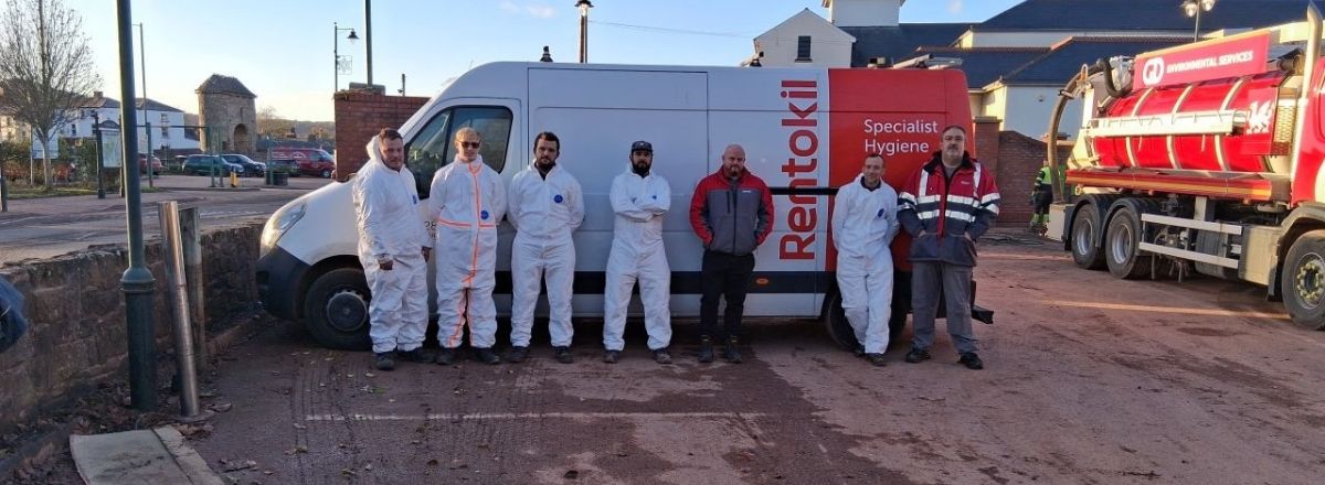 Emergency Flood clean up team