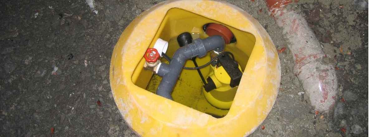 image of yellow sump pump