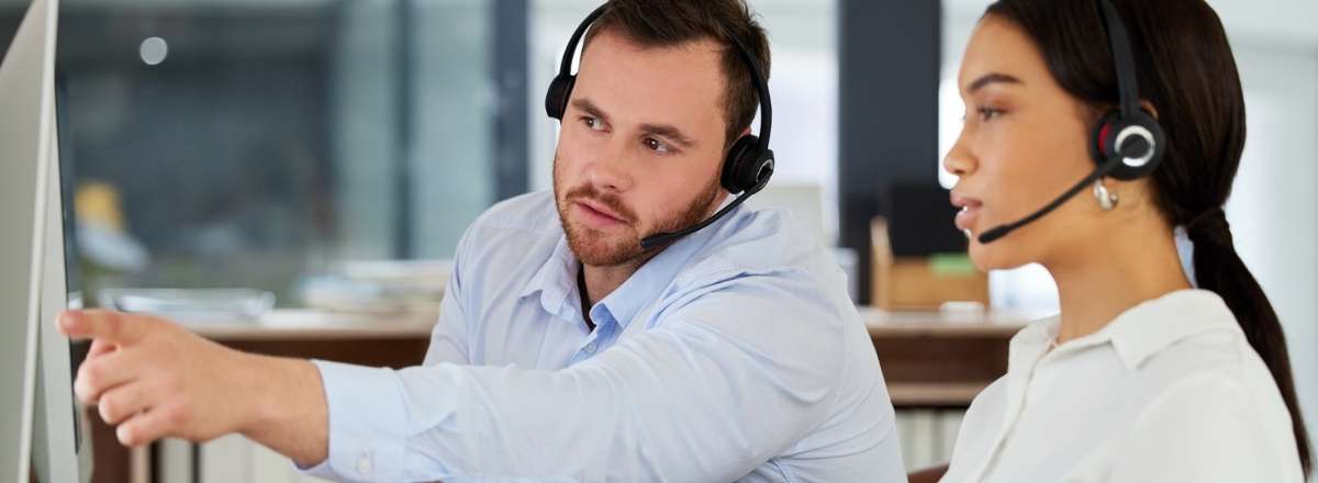 Image showing two customer service employees