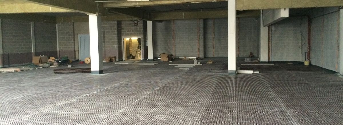 Installing waterproof tanking membrane